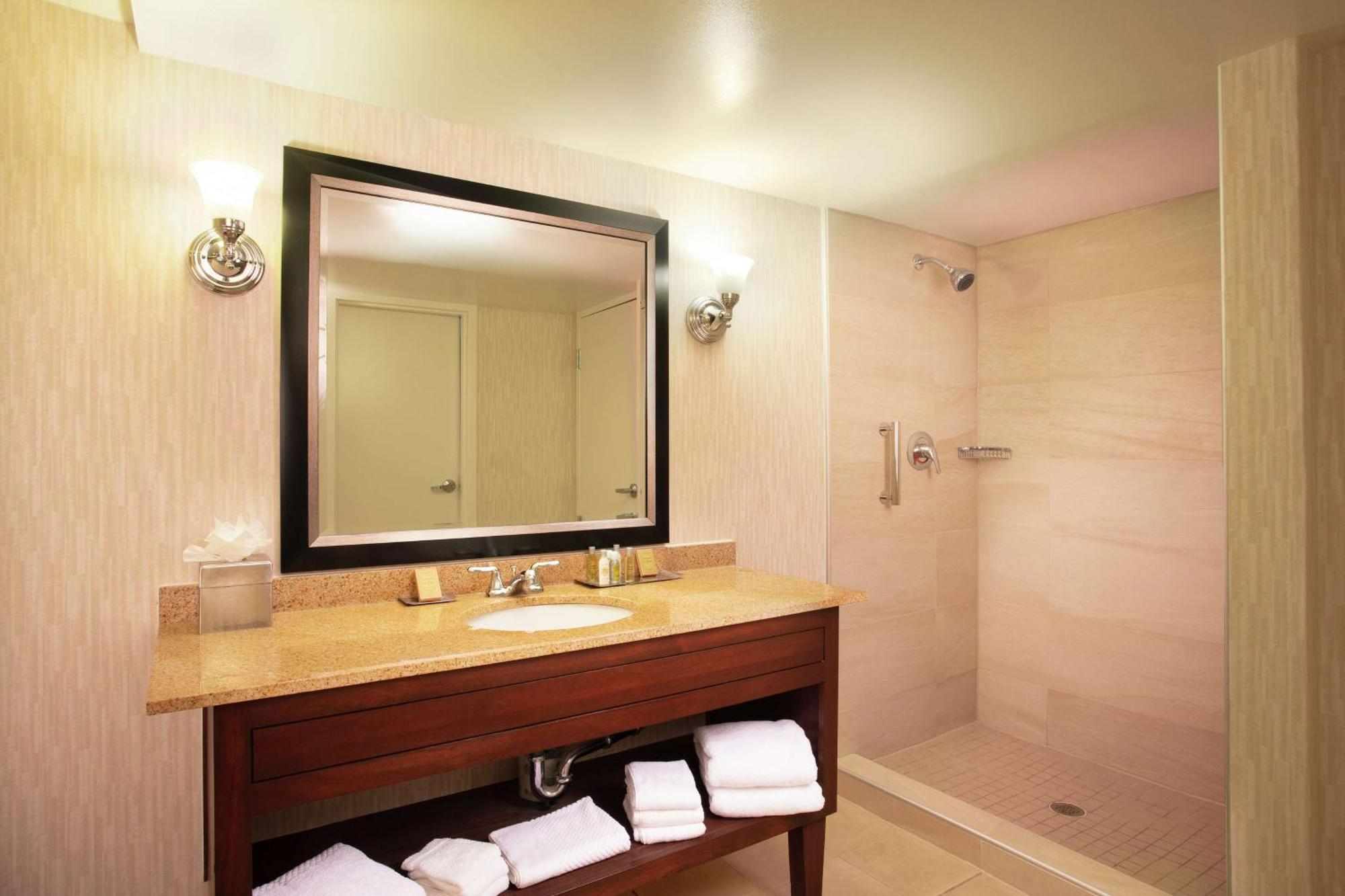 Doubletree By Hilton Hotel Columbia Esterno foto